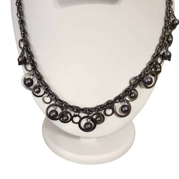unknown Jewelry - Black metal pearl necklace